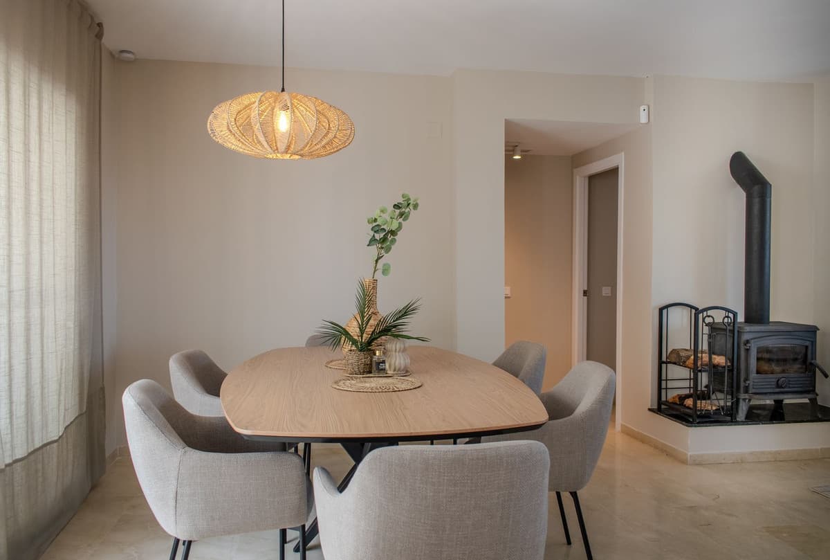Middle Floor Apartment in Estepona — photo 4 of 10