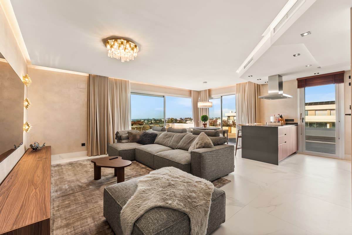 Penthouse in San Pedro de Alcántara — photo 4 of 10