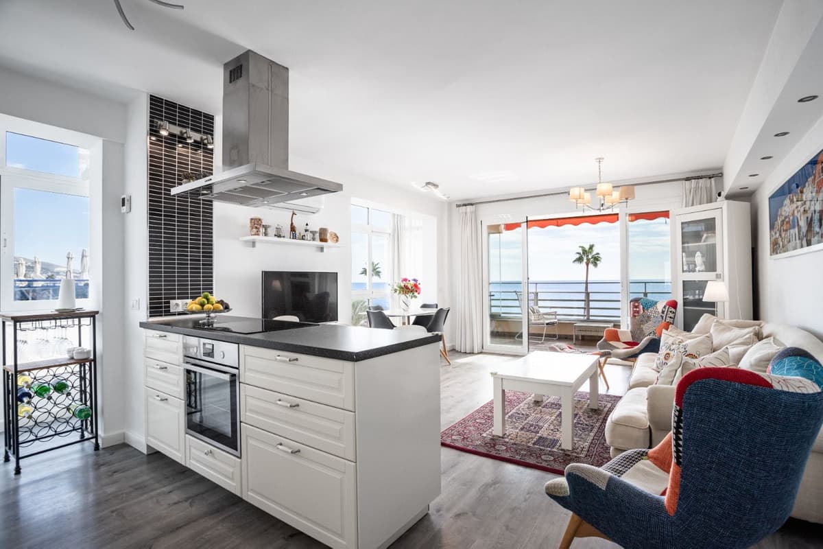 Middle Floor Apartment in Fuengirola — photo 7 of 10