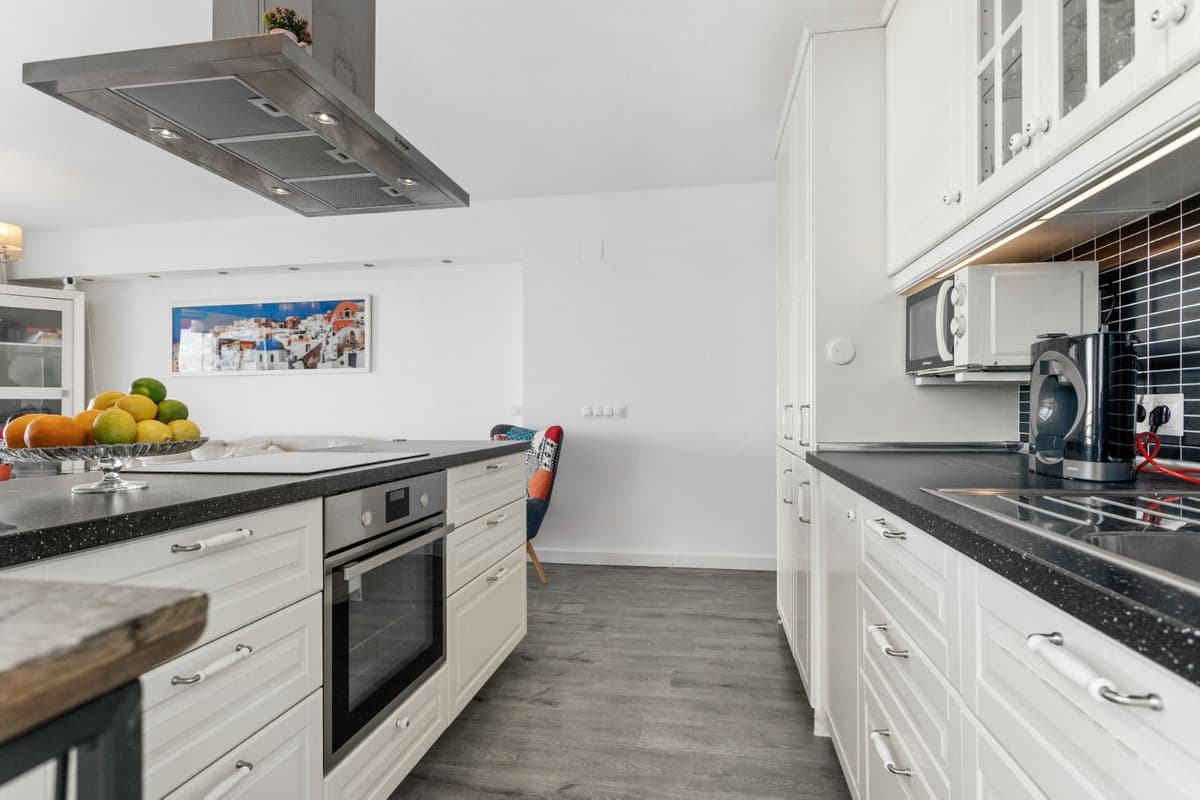 Middle Floor Apartment in Fuengirola — photo 10 of 10