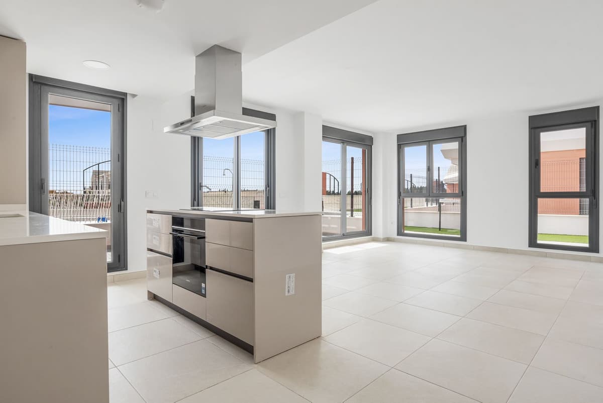Middle Floor Apartment in La Cala de Mijas — photo 2 of 10