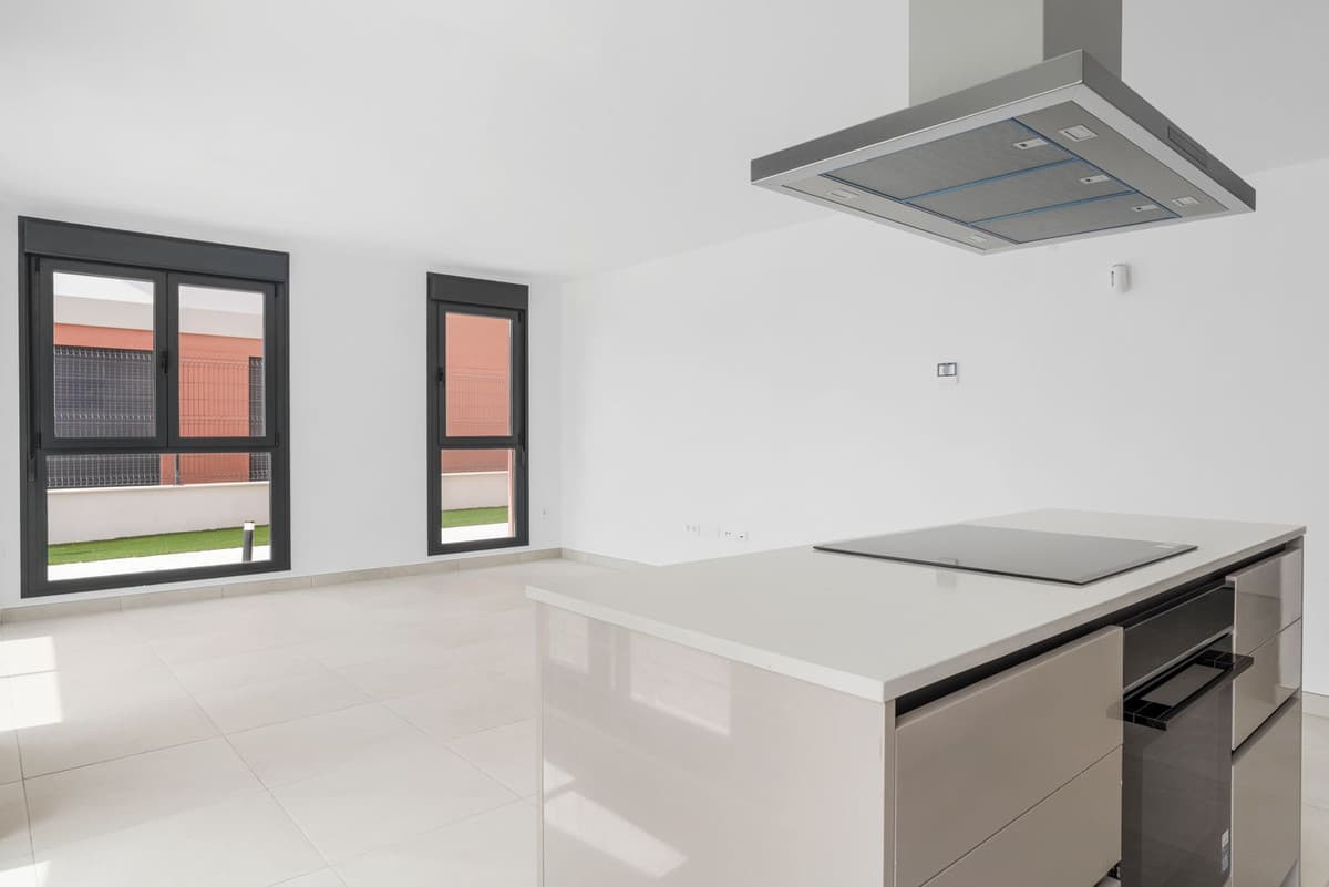 Middle Floor Apartment in La Cala de Mijas — photo 4 of 10