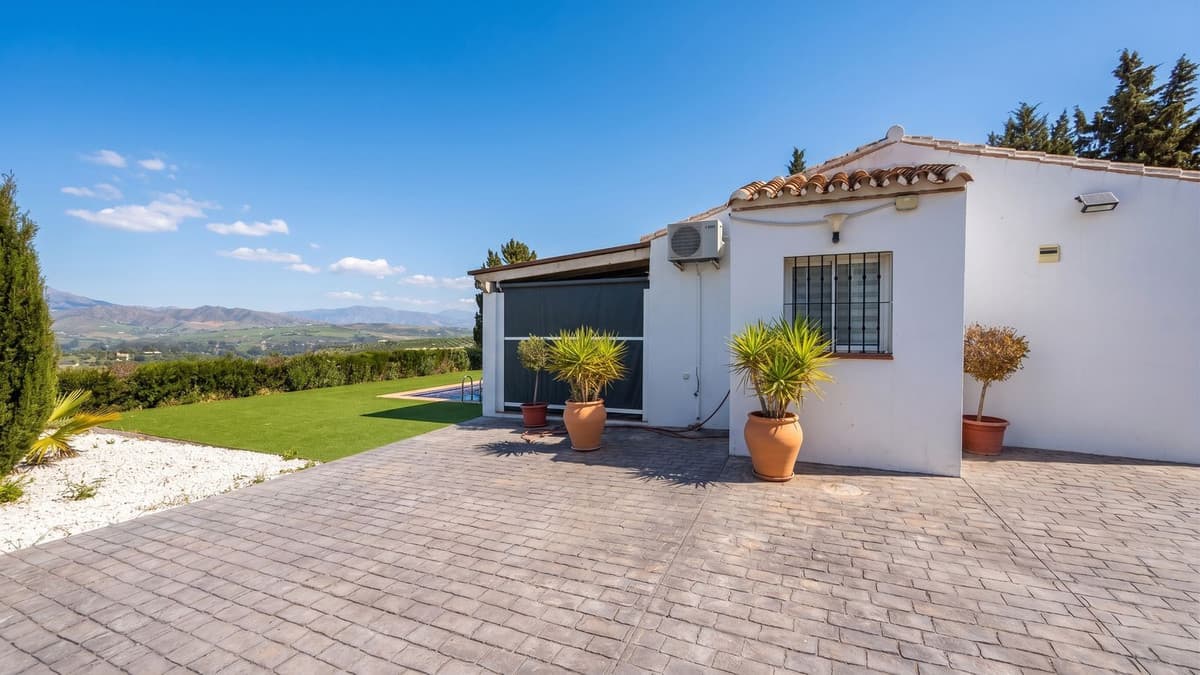 Cortijo in Coín — photo 3 of 10