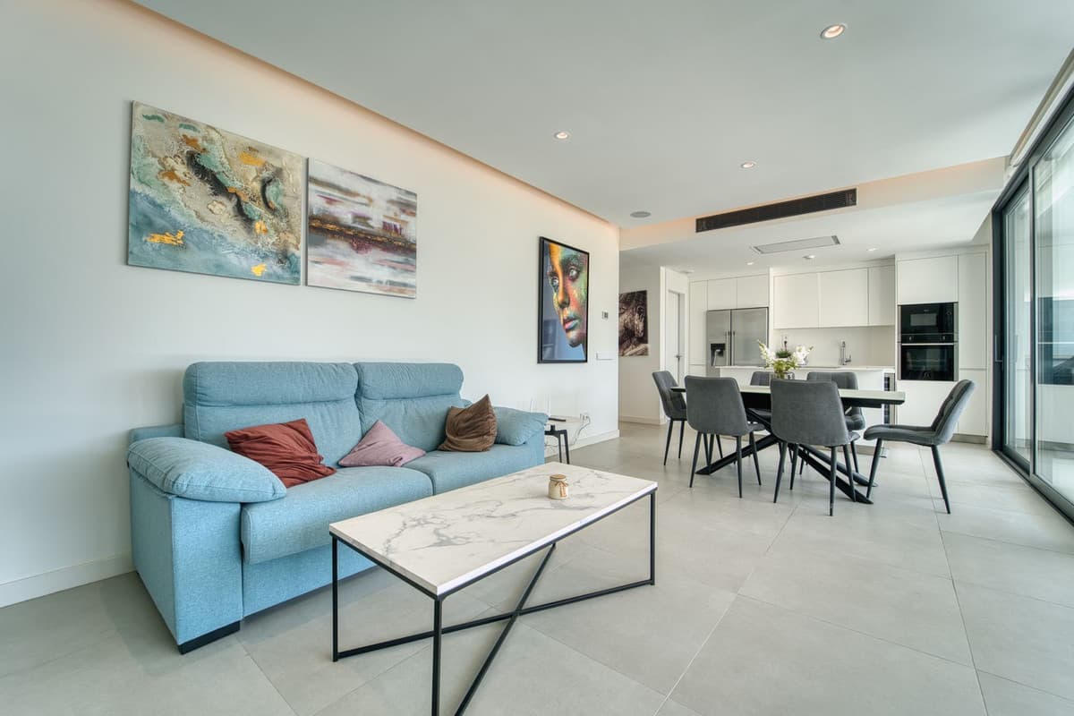 Middle Floor Apartment in Higueron — photo 2 of 10