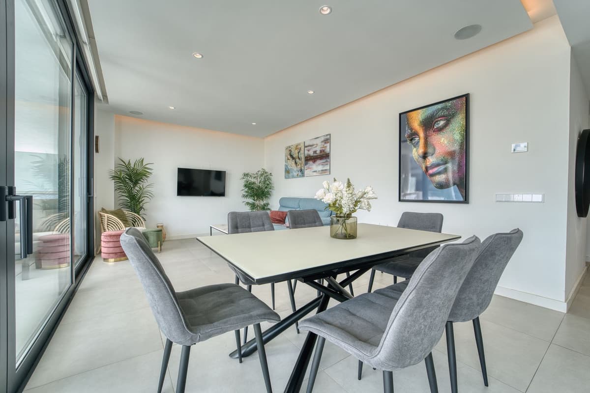 Middle Floor Apartment in Higueron — photo 7 of 10
