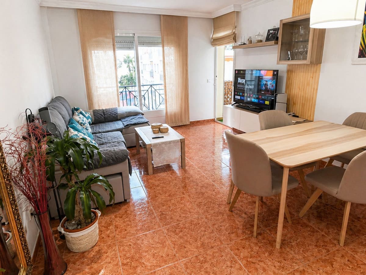 Middle Floor Apartment in Estepona — photo 1 of 4