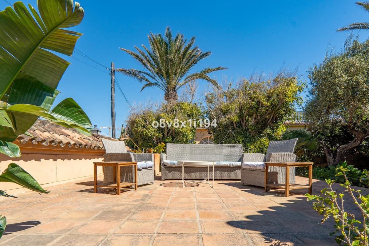 Detached Villa in Marbella — photo 5 of 10