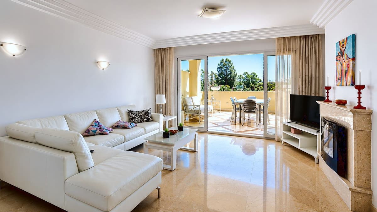 Middle Floor Apartment in Casares — photo 1 of 10