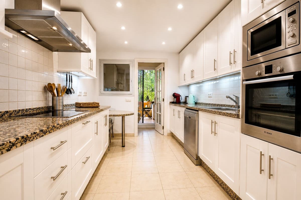 Middle Floor Apartment in Casares — photo 10 of 10