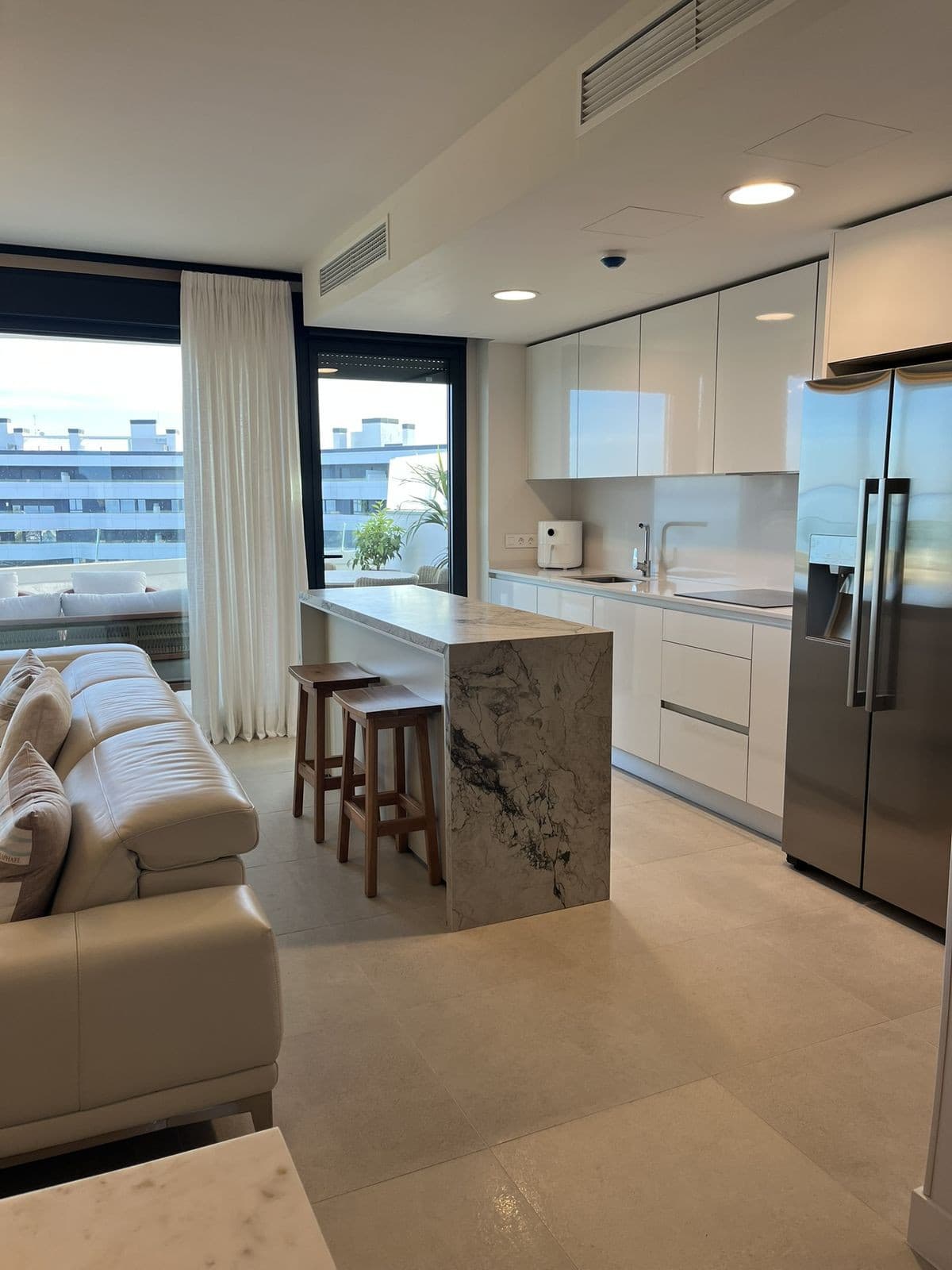 Middle Floor Apartment in Torremolinos — photo 8 of 10