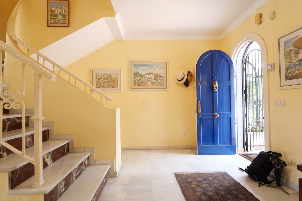 Townhouse in Puerto de Cabopino — photo 10 of 10
