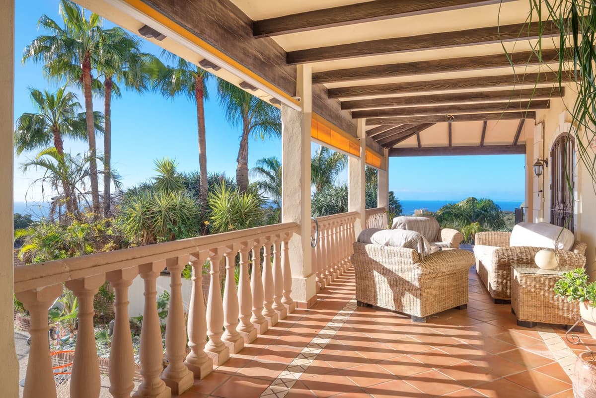 Detached Villa in Altos de los Monteros — photo 10 of 10