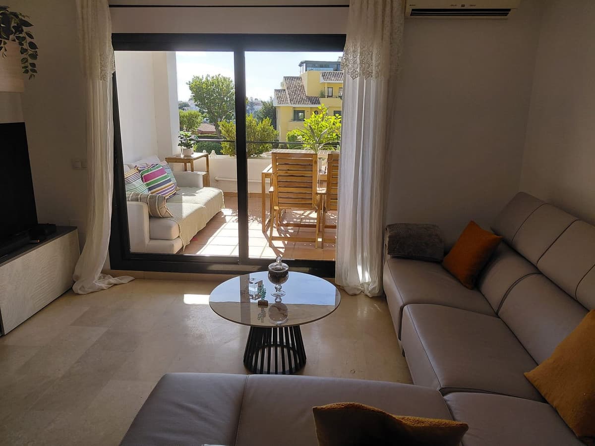 Ground Floor Apartment in Estepona — photo 8 of 10