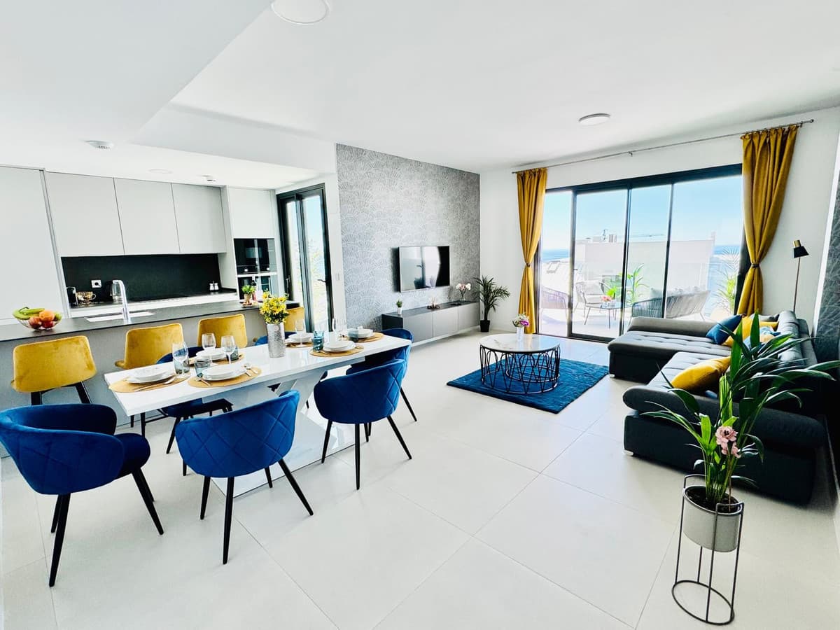 Middle Floor Apartment in Fuengirola — photo 5 of 10