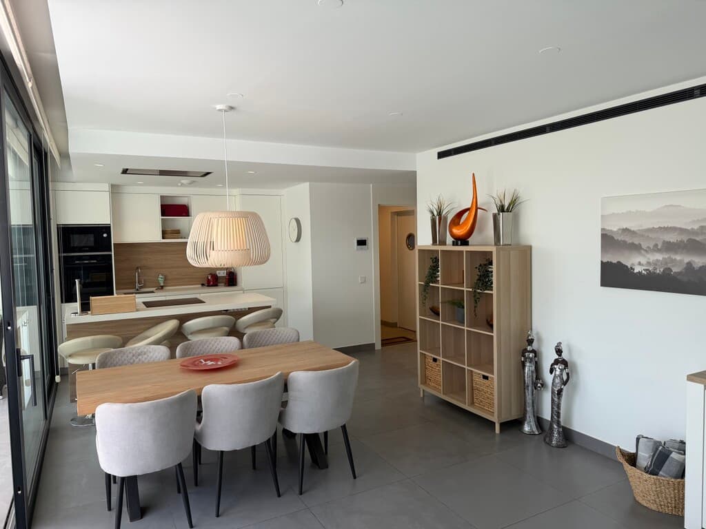 Ground Floor Apartment in Higueron — photo 10 of 10
