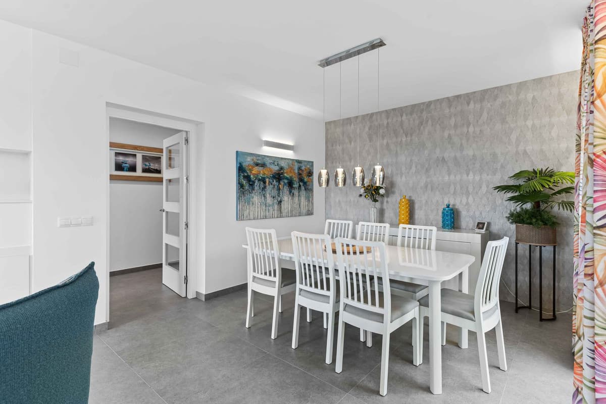 Detached Villa in Bel Air — photo 3 of 10