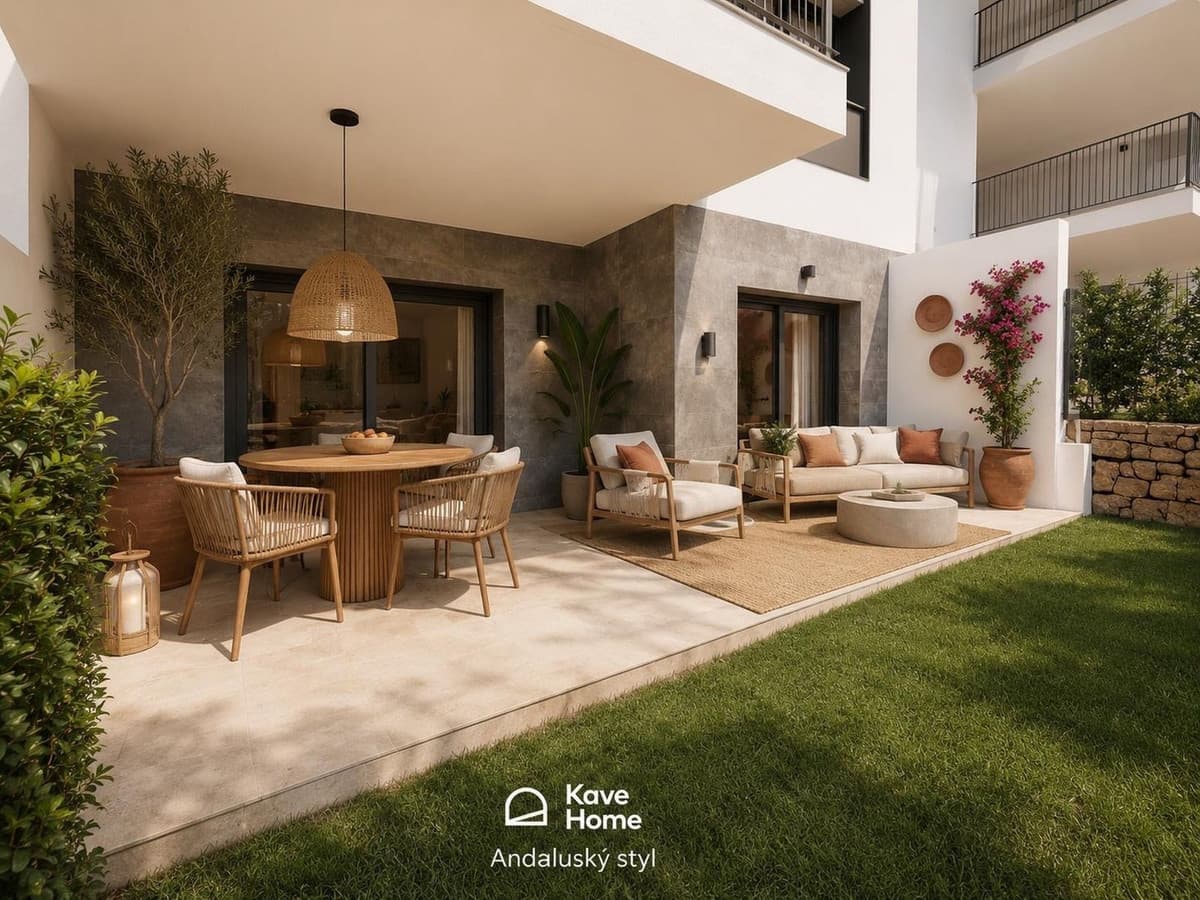 Ground Floor Apartment in Estepona — photo 1 of 10