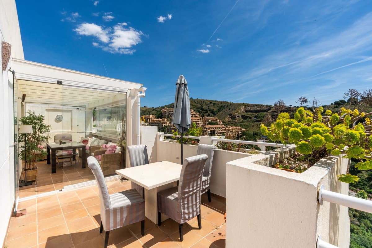 Penthouse in Calahonda — photo 4 of 10