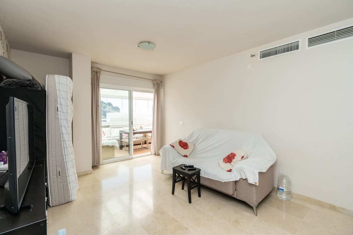Penthouse in Calahonda — photo 8 of 10