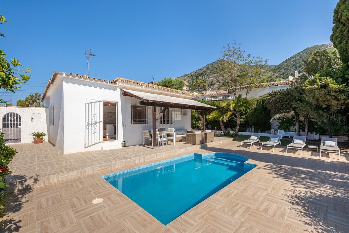 Detached Villa in La Capellania — photo 1 of 10