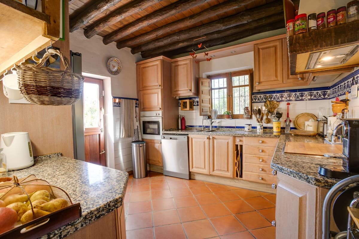 Detached Villa in Estepona — photo 8 of 10