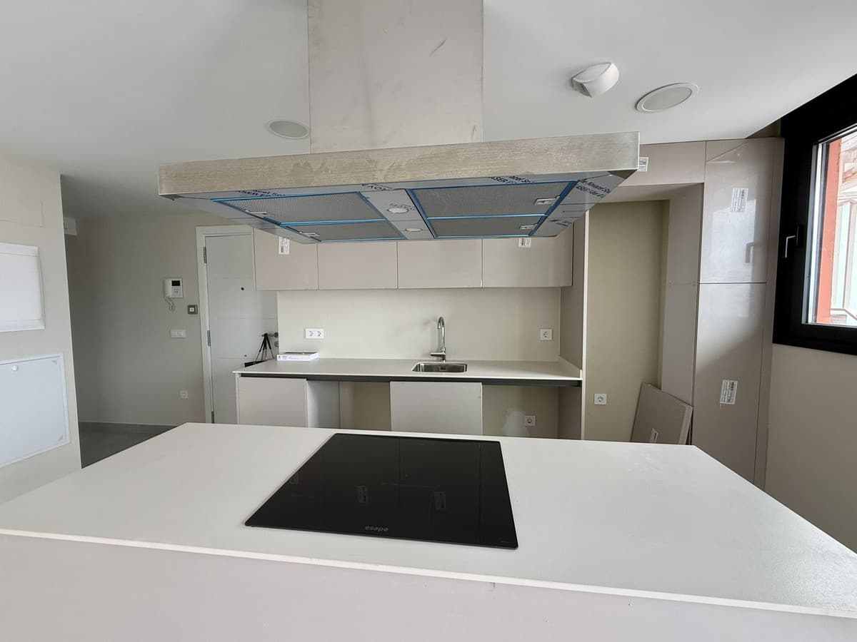 Penthouse in El Chaparral — photo 8 of 10