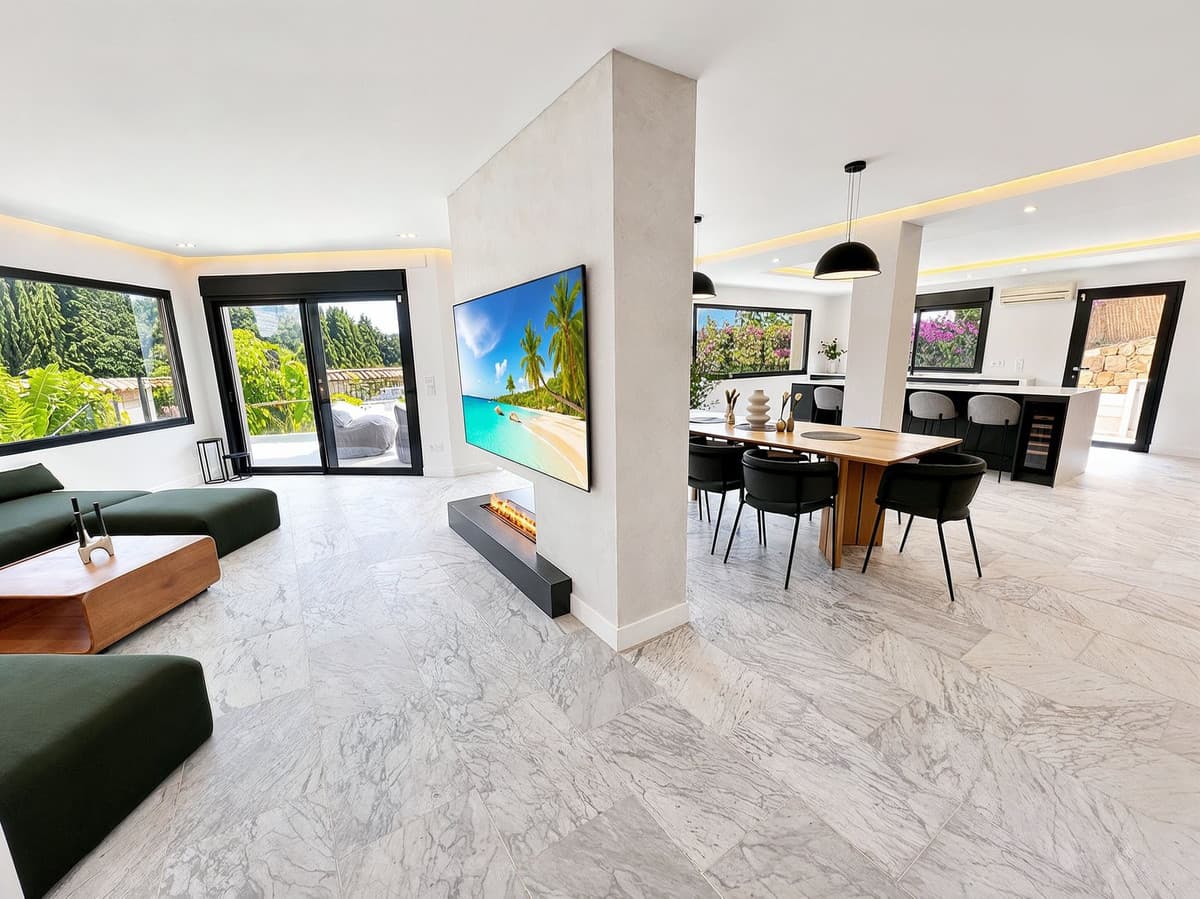Detached Villa in Riviera del Sol — photo 3 of 10
