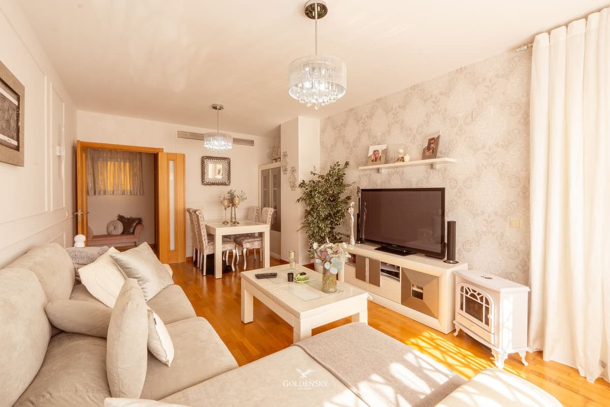 Ground Floor Apartment in Estepona — photo 1 of 10