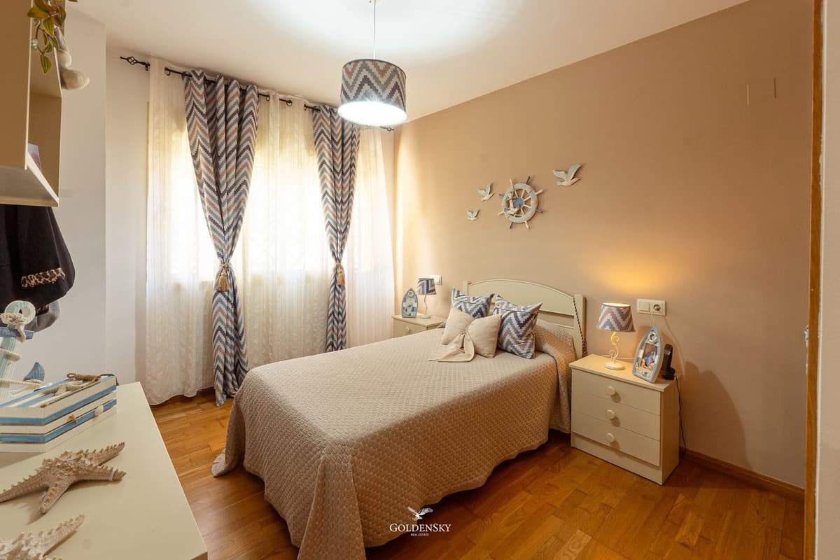 Ground Floor Apartment in Estepona — photo 4 of 10