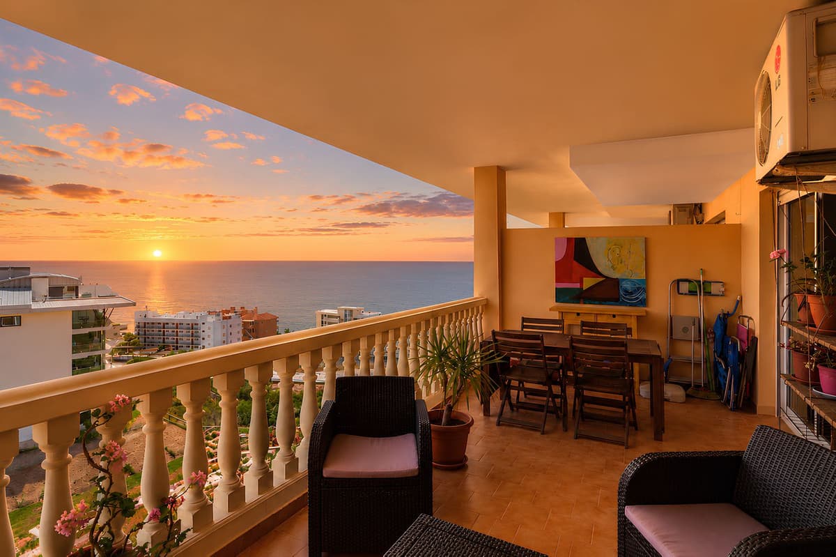 Middle Floor Apartment in Fuengirola — photo 3 of 10