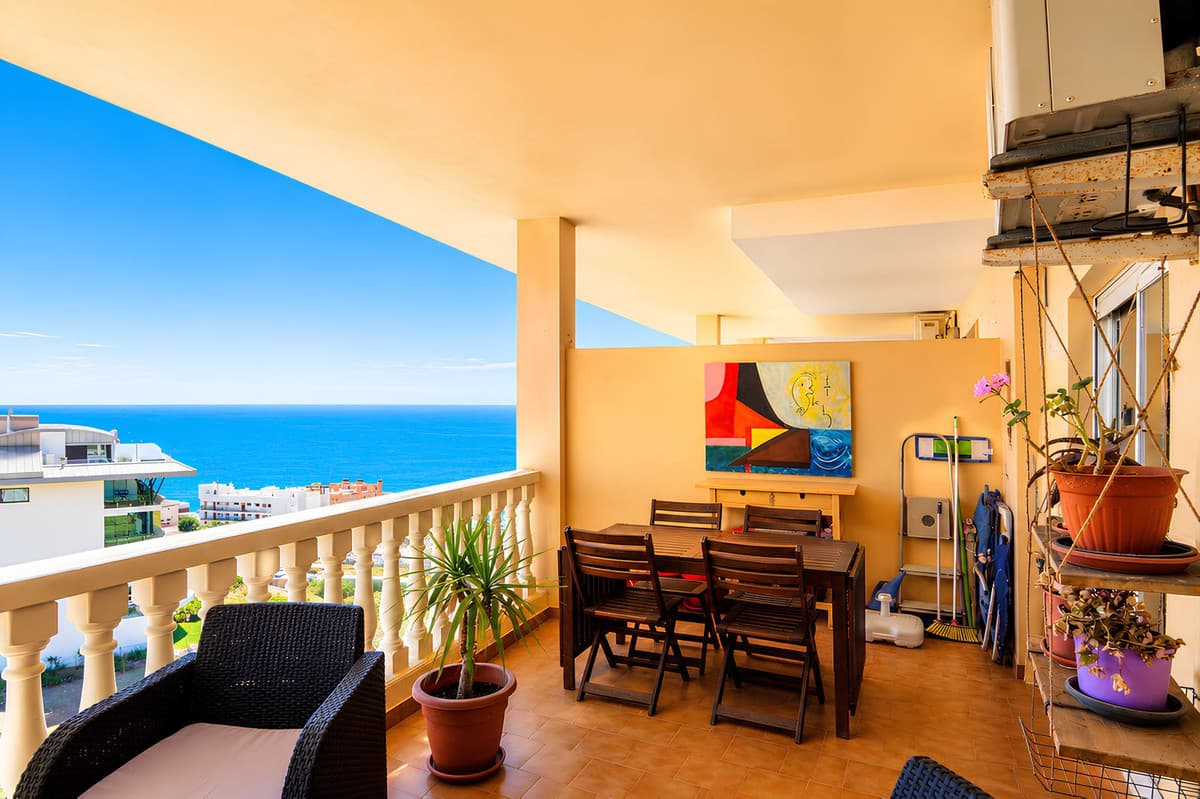 Middle Floor Apartment in Fuengirola — photo 4 of 10