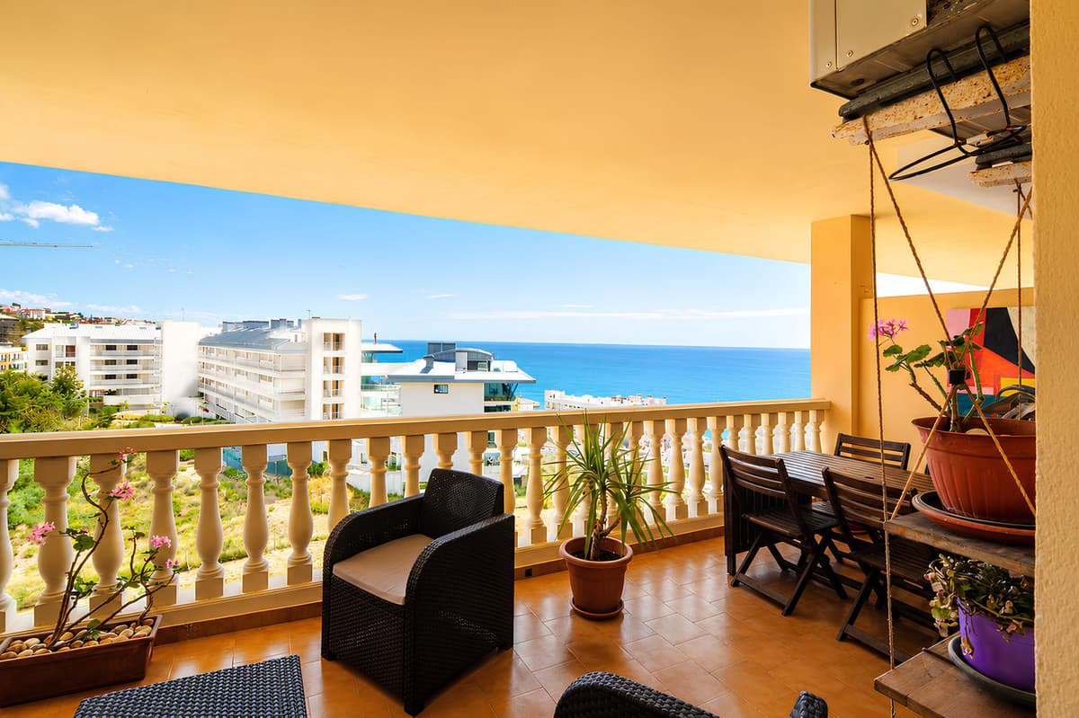 Middle Floor Apartment in Fuengirola — photo 5 of 10