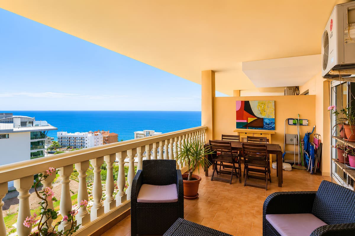 Middle Floor Apartment in Fuengirola — photo 7 of 10