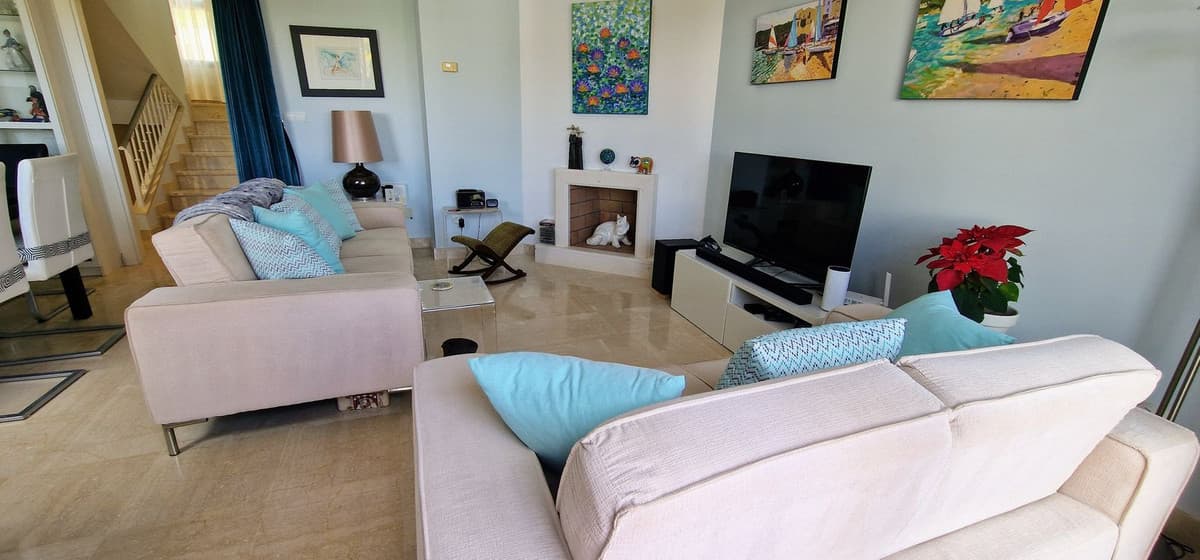 Townhouse in Cabopino — photo 5 of 10