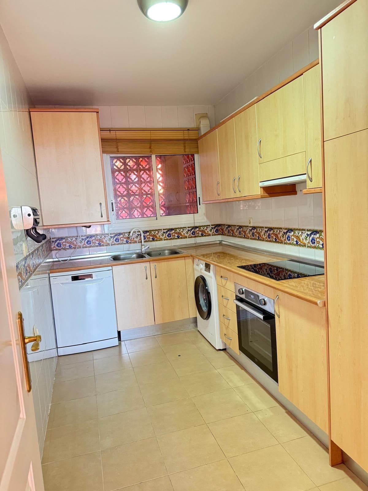 Middle Floor Apartment in Las Chapas — photo 4 of 7