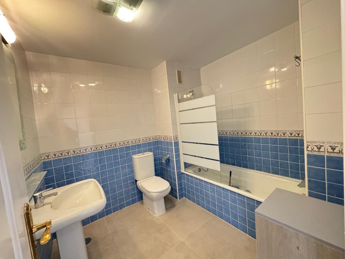 Middle Floor Apartment in Las Chapas — photo 7 of 7