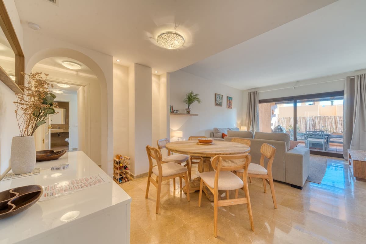 Ground Floor Apartment in La Duquesa — photo 6 of 10