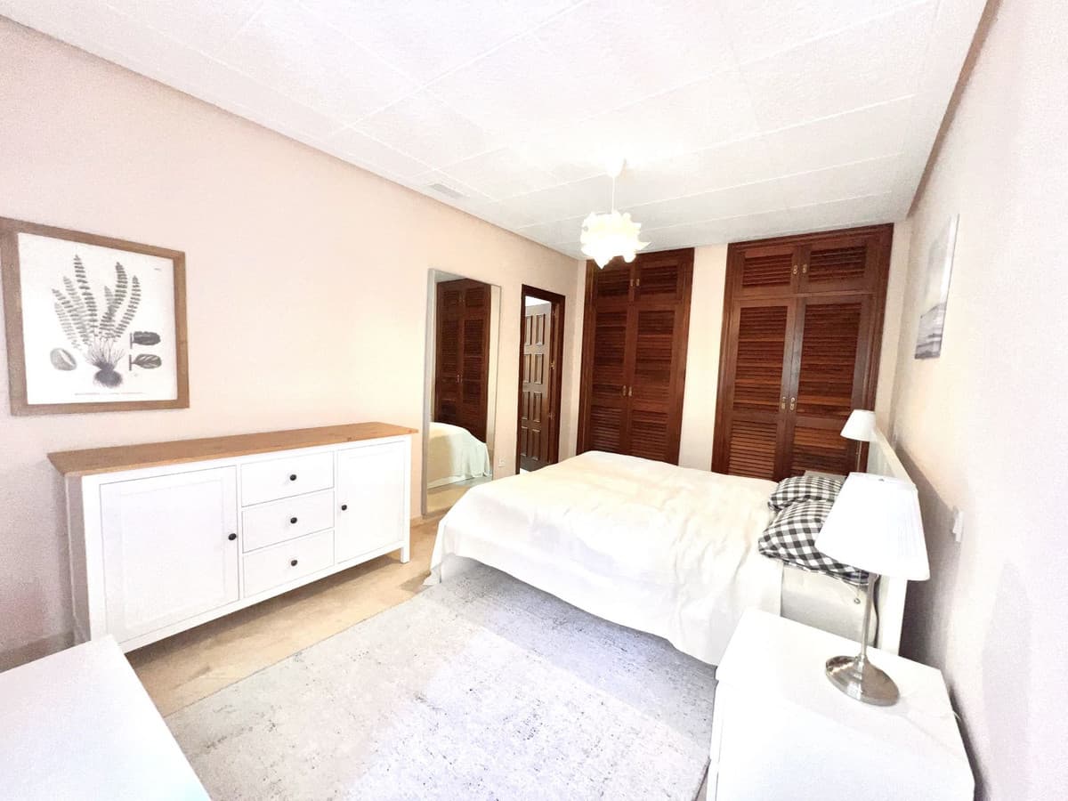 Ground Floor Apartment in Nueva Andalucía — photo 6 of 10