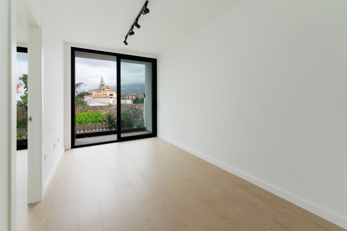 Middle Floor Apartment in Fuengirola — photo 9 of 10