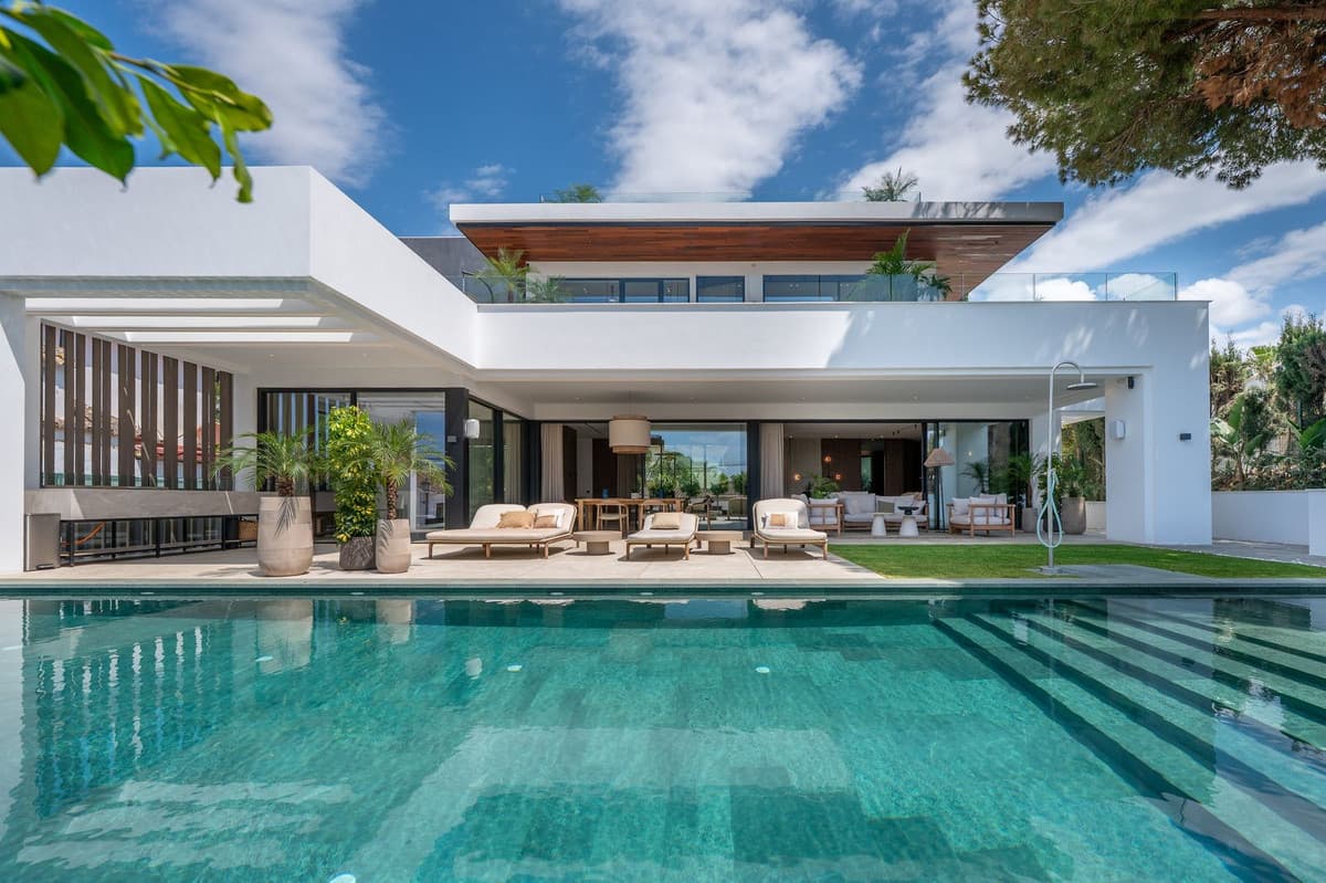 Detached Villa in Marbesa — photo 1 of 10