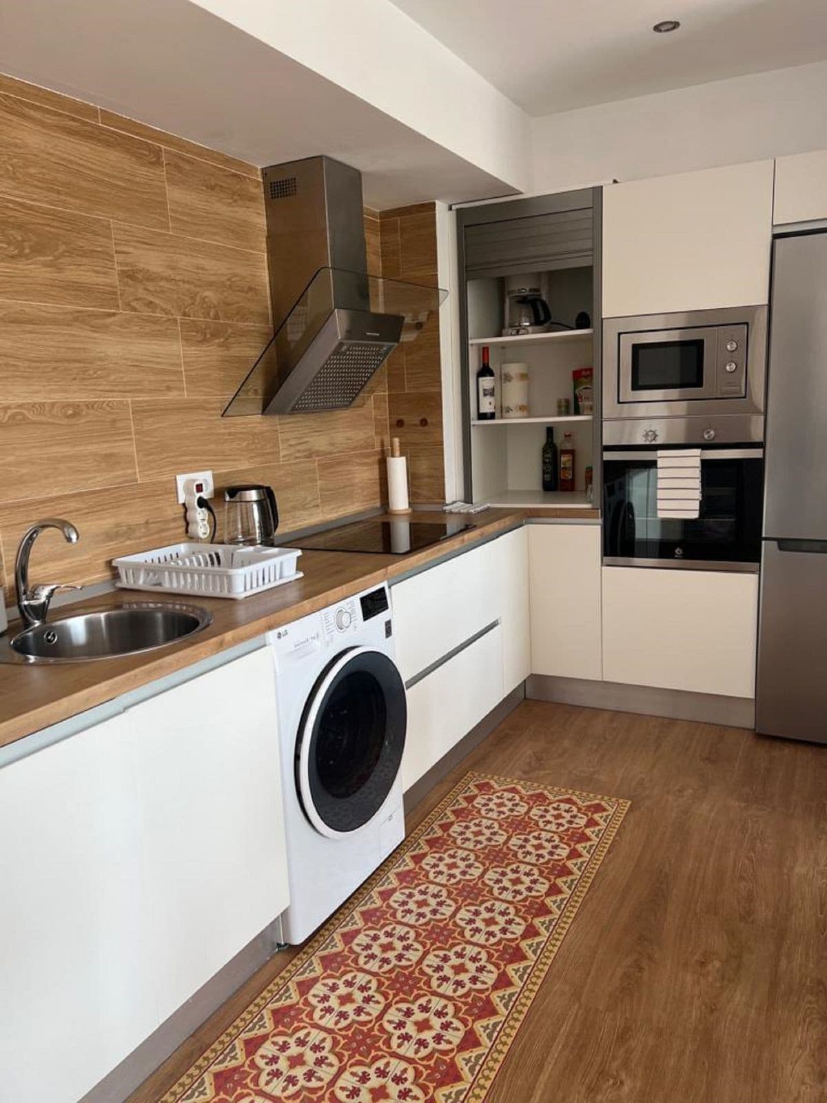 Middle Floor Apartment in Marbella — photo 8 of 10