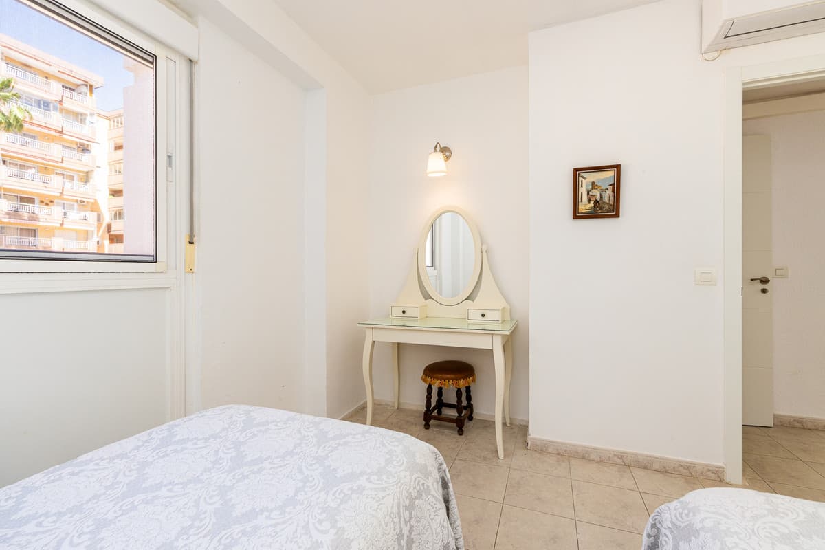 Middle Floor Apartment in Fuengirola — photo 10 of 10