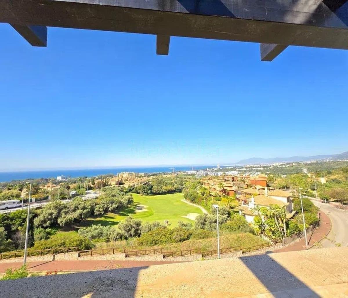 Townhouse in Santa Clara — photo 9 of 10