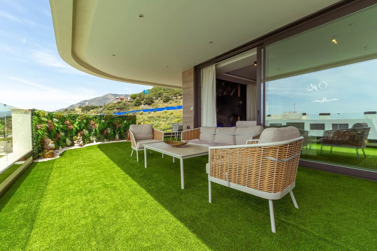 Middle Floor Apartment in Fuengirola — photo 2 of 10
