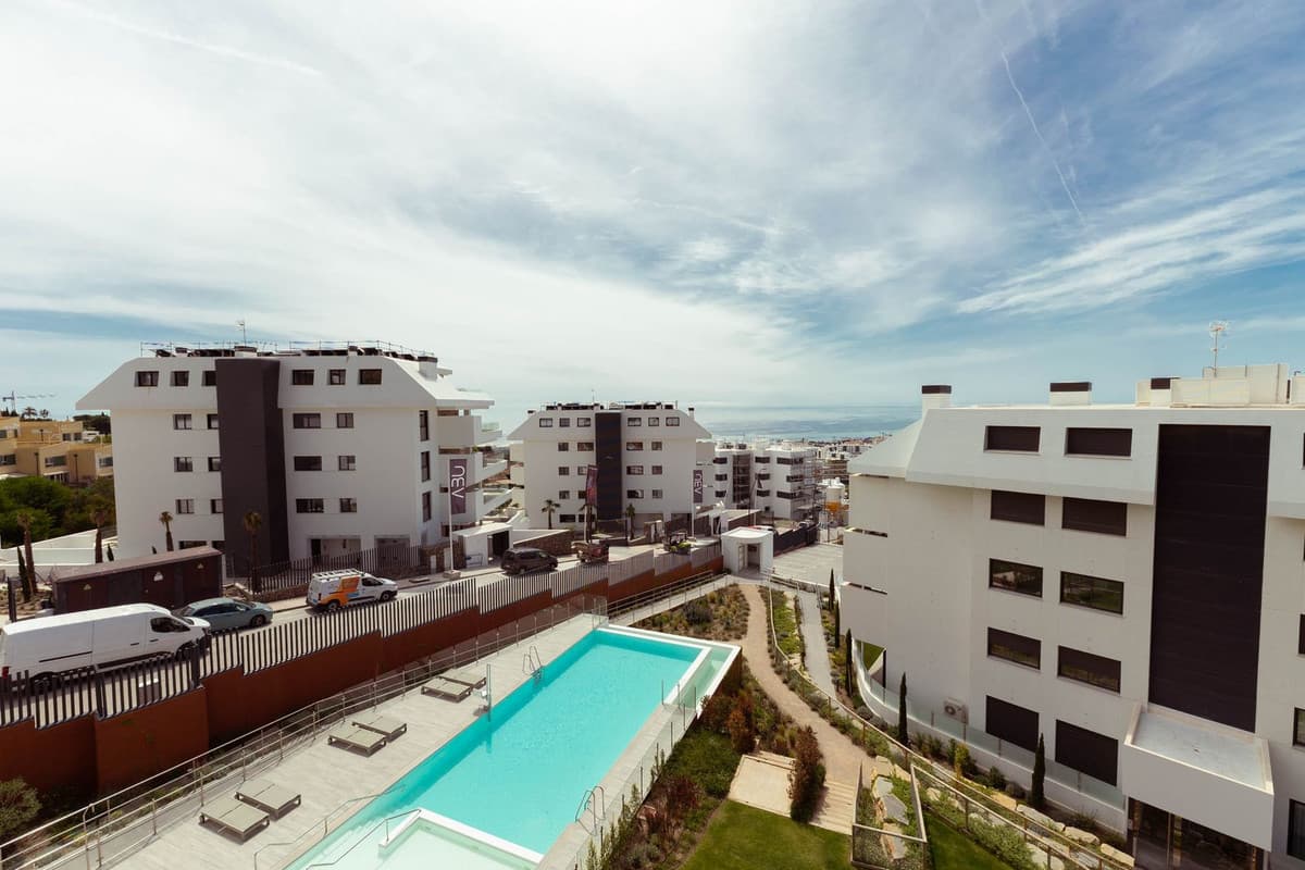 Middle Floor Apartment in Fuengirola — photo 9 of 10