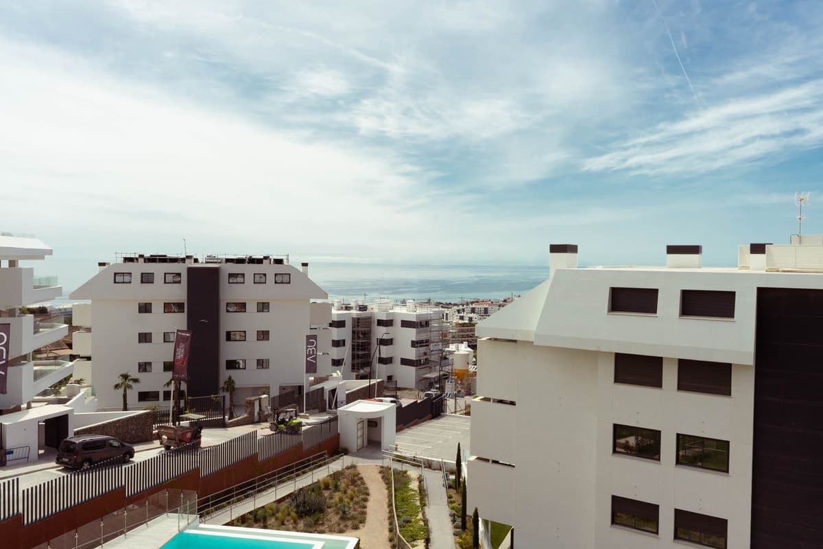 Middle Floor Apartment in Fuengirola — photo 10 of 10
