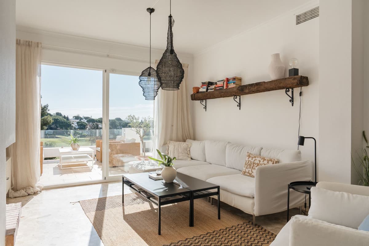Penthouse in Nueva Andalucía — photo 4 of 10