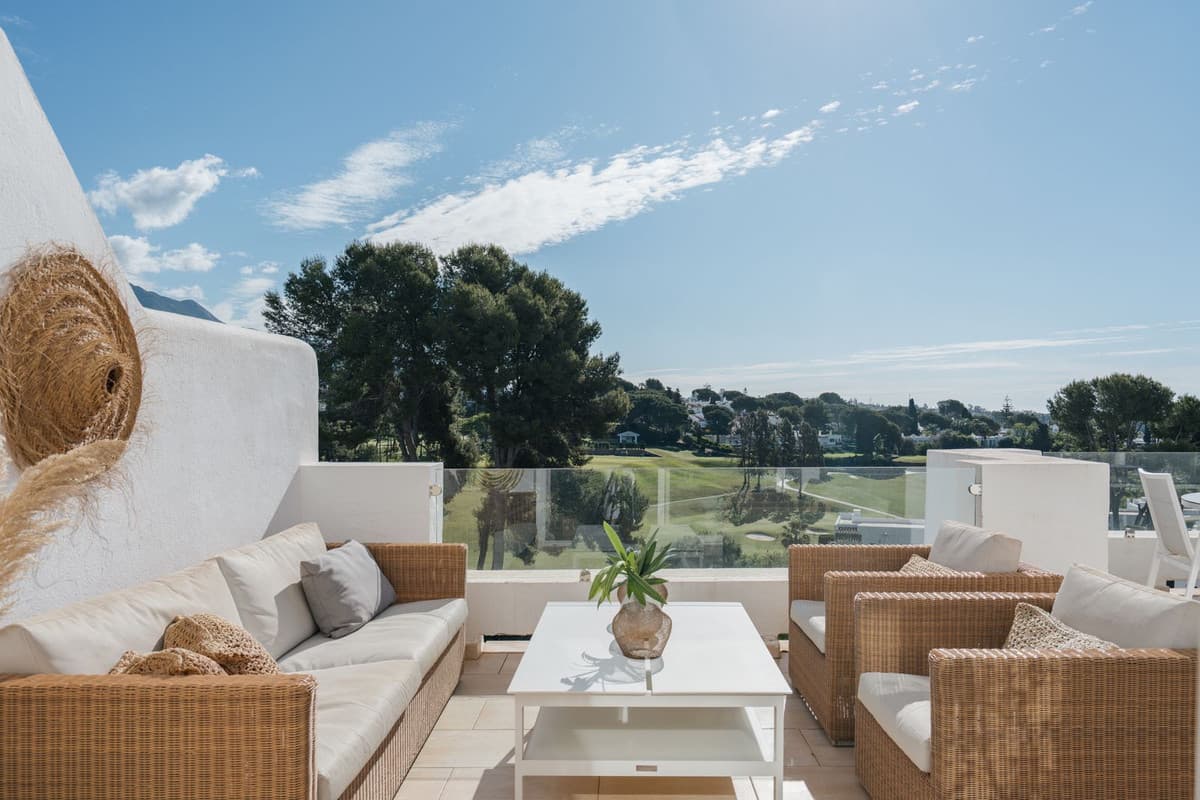 Penthouse in Nueva Andalucía — photo 6 of 10
