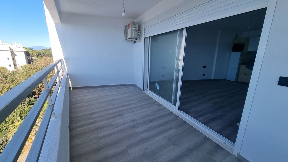 Top Floor Studio in Calahonda — photo 5 of 10