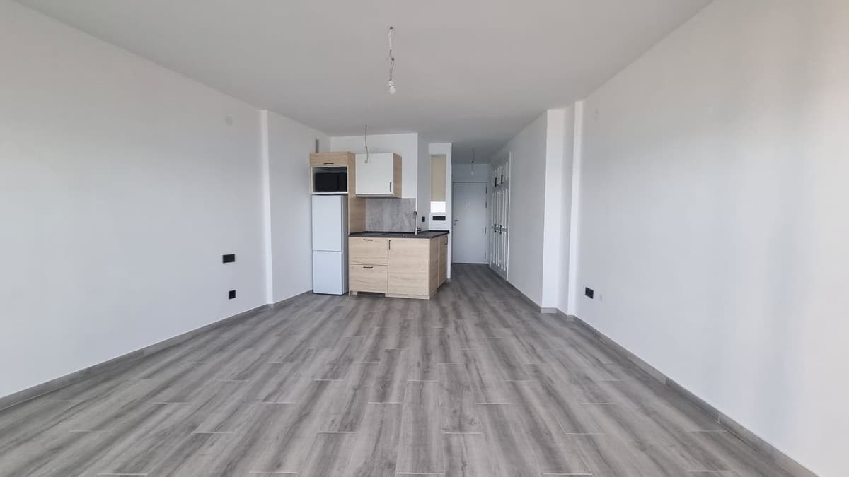 Top Floor Studio in Calahonda — photo 10 of 10